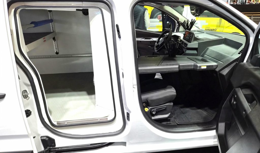 IAA Transportation 2026: Stellantis prezentuje nowy standard małych vanów Smart Compact Van. fot. Wojciech Karwas